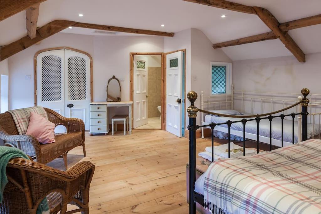 Number 29, A Grade Two Listed House In Holiday home *